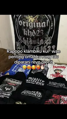 🙊👎🏻#ikspikerasakti_indonesia #lokalanpembantai #ikspi_kerasakti1980 #ikspi_kerasakti #misteryselatans #pembantaihamajalanan #pasongindonesia #khidulannotdeat #xyzbca #tiktokviral 