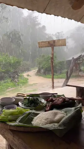 Bữa cơm nguyên sơ và đạm bạc!!