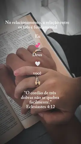 Para casais 💞🥹 #casalcristao #casal #louvor #foyou #namoro #casamento #fy #foryoupage #CapCut 