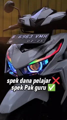 Spek PAK guru ..  - biled aes exp v2 - devil biled rgb - minilaser foglamp - shroud bmw rgb - alis Rgb - level adjuster ⚠️‼️Tanya harga : silahkan kirim gambar produk ke whatsapp‼️⚠️ ⠀ ⚠️‼️Wa / tlp : 08119700033‼️⚠️ ⠀ Workshop Info: Oprational: Senin-sabtu 11-7 malam ⠀ ( silahkan konfirmasi via whatsapp ) ⠀ location: ⠀ Jl. KH. Hasyim Ashari 36A ⠀ https://goo.gl/maps/WMiENr9Fofx ⠀ Dekat RS ushada insani ( RS EMC tangerang ) Percis seberang dealer yamaha asoka motor Cipondoh, tangerang kota #varioledold #varioledoldmodifikasi #variofacelift #vario150holicindonesia #varionistyindonesia #variogallery #varioproper #chudaxbikersshop #cinematicvario 