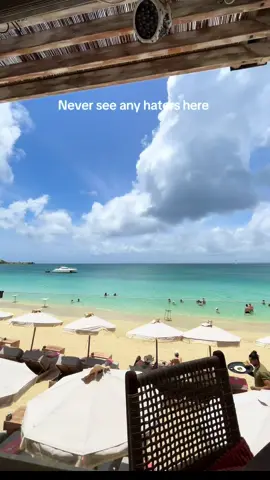 #greenscreen #travel 