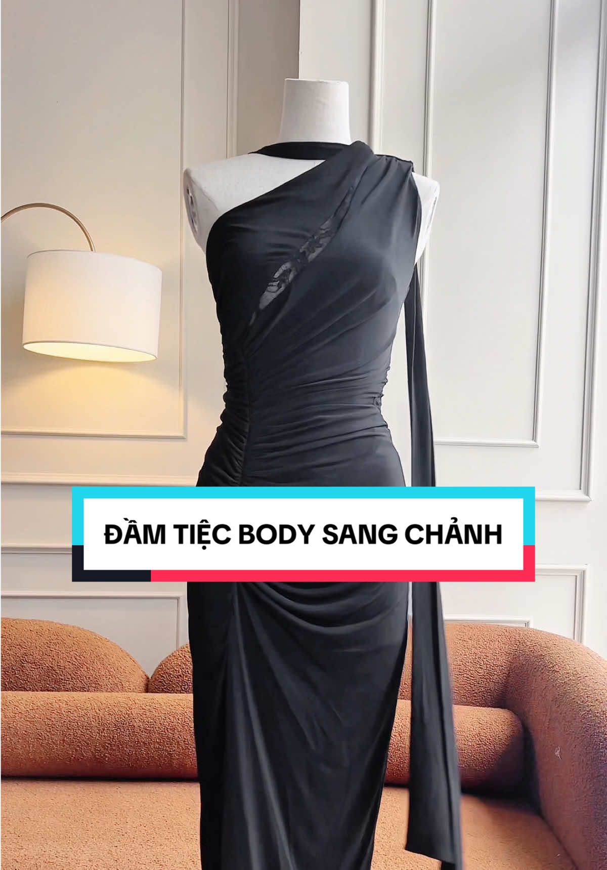 Đầm dài dự tiệc vai xéo vạt dài - D4023B ✨ ĐẦM BODY TIỆC SANG CHẢNH dành cho quý cô đi tiệc siêu xinh 😍✨ #bbstores #bbstoresvn #thoitrangnu #dam #damdutiec #trending 