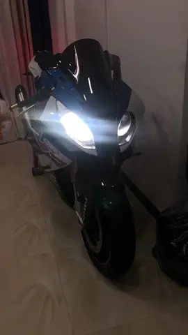 S1000rr❤️‍🔥# 2018🚀#viral #bmwclub #s1000rr #edit #bmwmotorsports #bmwlifestyle #viral #million #foryou #fypシ 