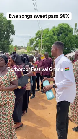 This song sweet my laaa 🔥#borborbor #borborborfestivalghana #ghanatiktok🇬🇭 #🇧🇯🇬🇭🇹🇬🇨🇦💵✅🙏🏽❤️✔️✌🏿 #fypp #togolais228🇹🇬 #trending #ewesongs🔥❤️🔥 #culture #fyppppppppppppppppppppppp #everybodylovesfootball #benin🇧🇯 #trendingvideo #benin🇧🇯 #highlight #highlight #fyp #africa #fance 