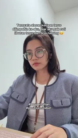 siang dan malam aku, terpaksa menyelesaikan deadline 📥 #worker #workmeme #duniakerja #dailyworklife #Starke #Starke2025 