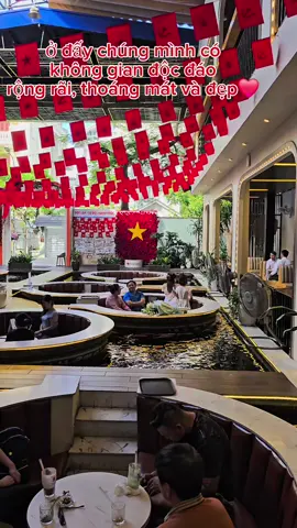 Điều tuyệt vời nhất chắc chắn là sau một tuần làm việc mệt mỏi; cuối tuần có thời gian đi cafe với bạn bè để hàn huyên hoặc cho các bạn nhỏ đi chơi❤️🤗! Hãy để The KOI Coffee  mang đến một cuối tuần tuyệt vời cho bạn và gia đình nhé🥤🐡! —————————- *The Koi Coffee- số 40 Lô 7B Lê Hồng Phong (phố Nguyễn Xuân Nguyên - phía sau lẩu dê Phượng Chi) ☎️  hotline 0399.33.5555 ⏰️  giờ mở cửa: 07h-22h #thekoicoffee , #40Lo7BLHP  #foodtourhaiphong ; #haiphongfoodtour  #cafecakoi 