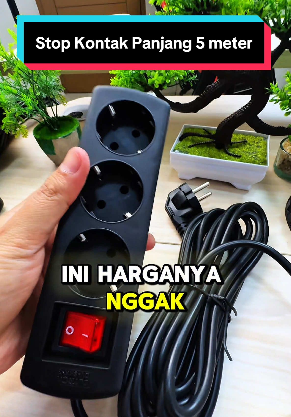 Emang udah paling bener belanja online, stop kontak 3 lubang bahkan ada yang 5 lubang panjang 5 meter harganya ga masuk akal 😅 #stopkontak #stopkontakmurah #stopkontakkabel #stopkontakswitch #stopkontak5lubang #stopkontakcolokan #stopkontakmultifungsi #adlihibatul 