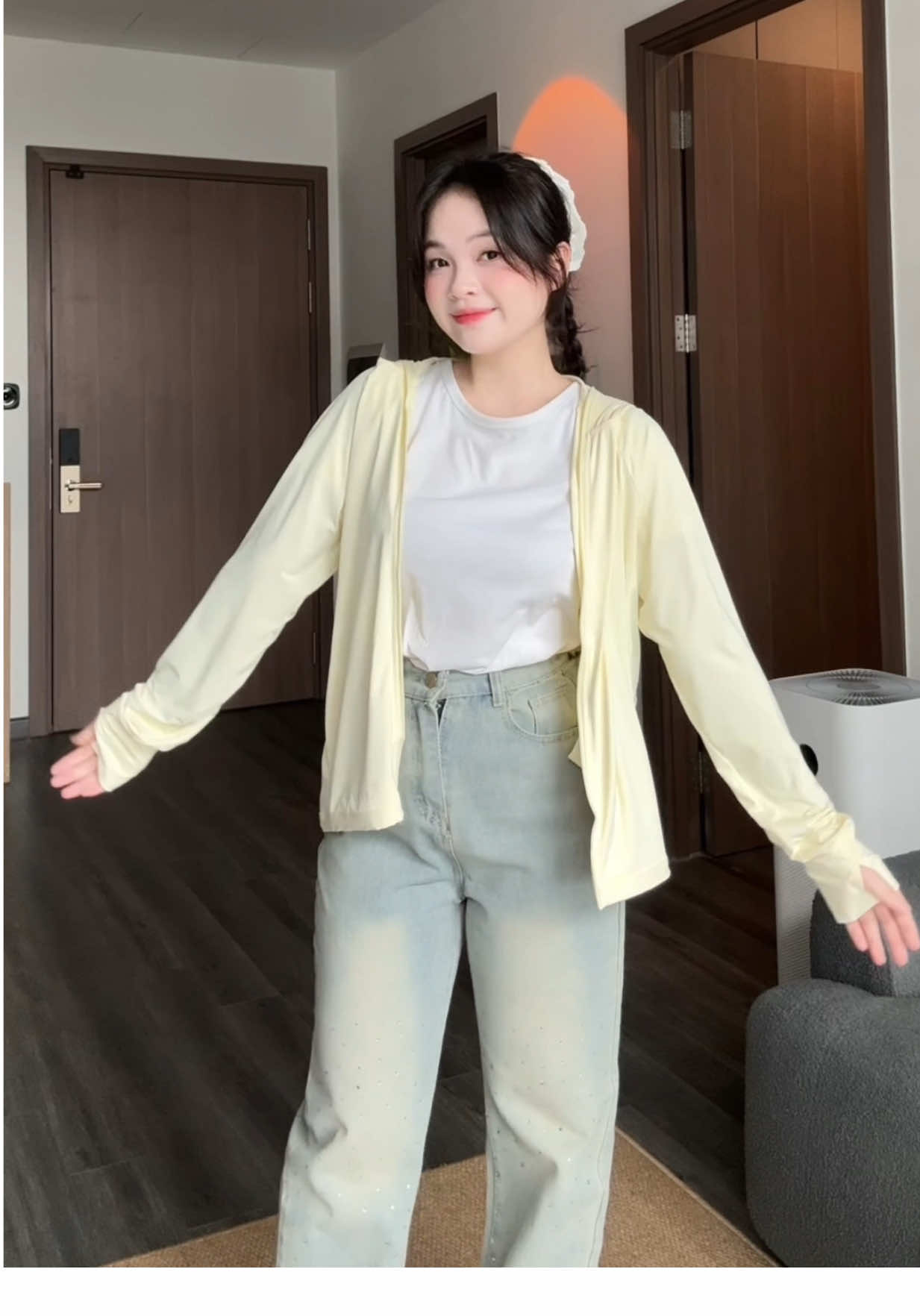 Thử thêm cả áo chống nắng của enade nữa nha ✨#huongtranreview 