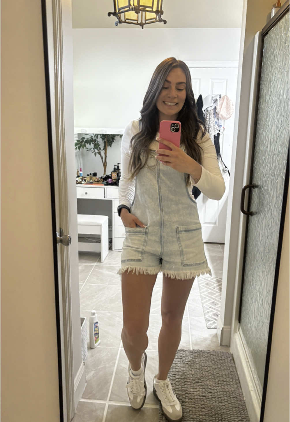 I’m just a girl #grwm #justagirl #outfit #happyfridayeveryone 