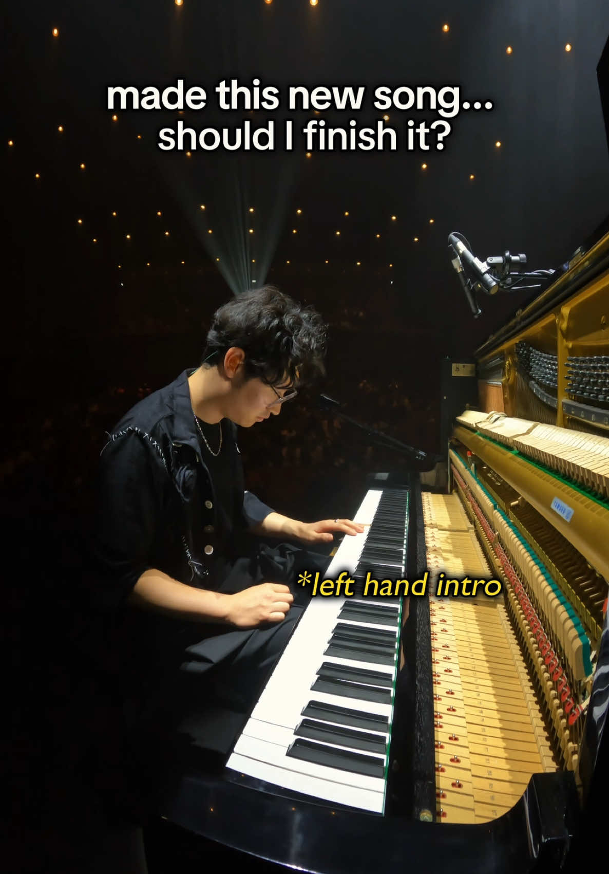 comment 🧡 if I should finish it!!!  #anngels #piano #song #music #cover #inspiration #travel #emotional #tour #live #destination #Summer #artist #world #italy #rome #enjoy #chill #improvise #snippet #🧡 