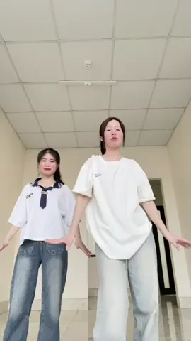 Khuôn mặt cọc của kẻ đang cố gắng nhớ bài 🤣🤣🤣 @Thạch Thảo #dance #tiktokdance #trending #xuhuong #viral 