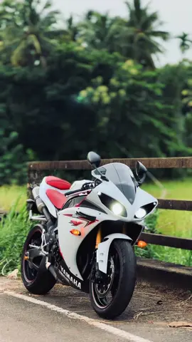 LOVE 🤍🥹 #yamaha #r1 #srilankahighcapacity #boysattitude #highcapacitysrilanka🇱🇰 #onemillionaudition 