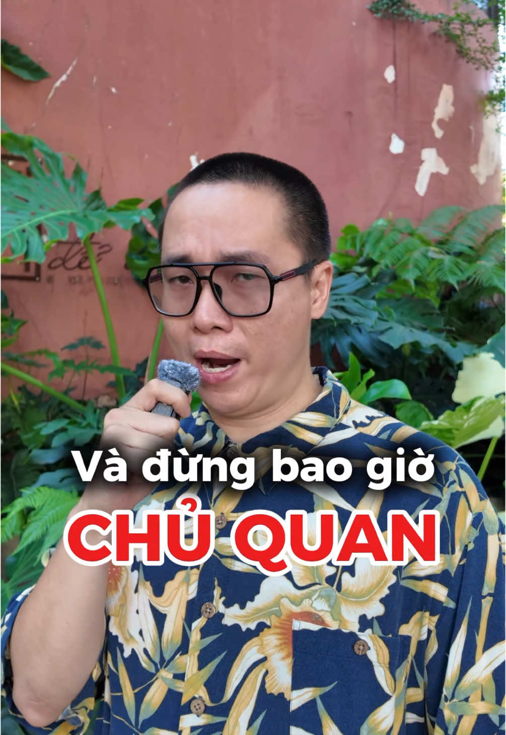 Cô víi quay trở lại nhắc chúng ta một điều quan trọng!