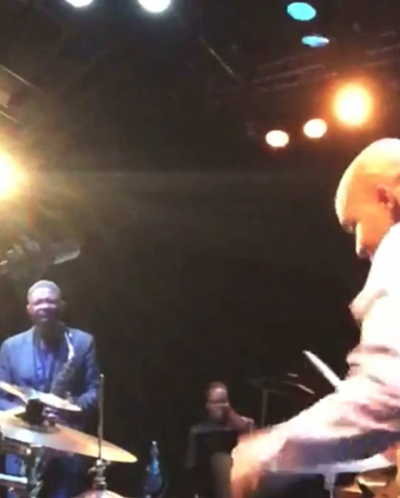 🥁 There’s so much to be thankful for as I reflect on my journey. What an incredible honor it’s been to be a part of the @Kenny Garrett band—an institution in itself. I’m deeply grateful for Kenny’s mentorship and the profound impact he’s had on my life—25 years and counting. The lessons I’ve learned from him continue to guide me to this day. On the bandstand, he brings something out of me that’s truly beyond words—and that spirit has been a major influence on The Baylor Project. FOREVER GRATEFUL! Love you KG!🙏🏽🧡 #MarcusBaylor #TheBaylorProject  #KennyGarrett #Legend #NEAJazzMaster