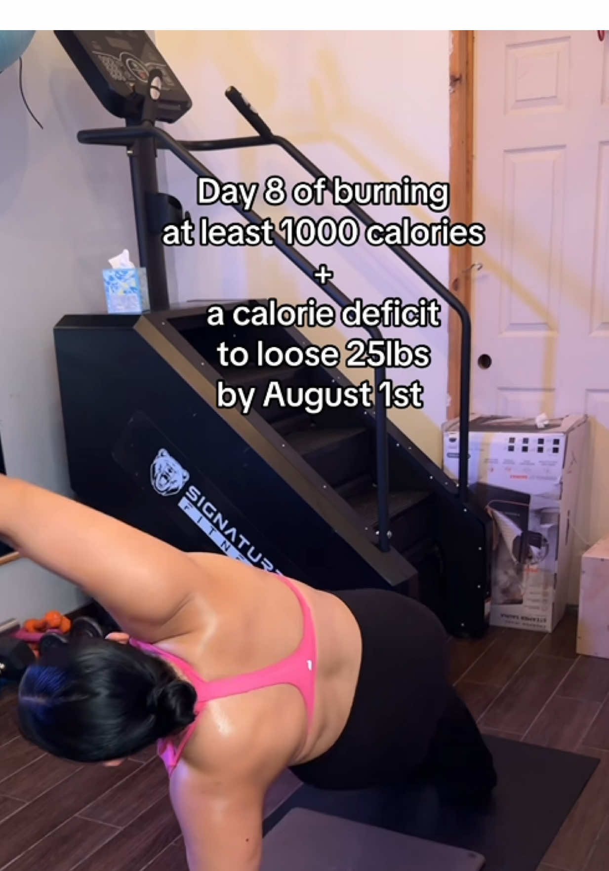 keep showing up for yourself bestieee 🫶 #hotsculpt #athomeworkouts #stairstepper #GymTok 