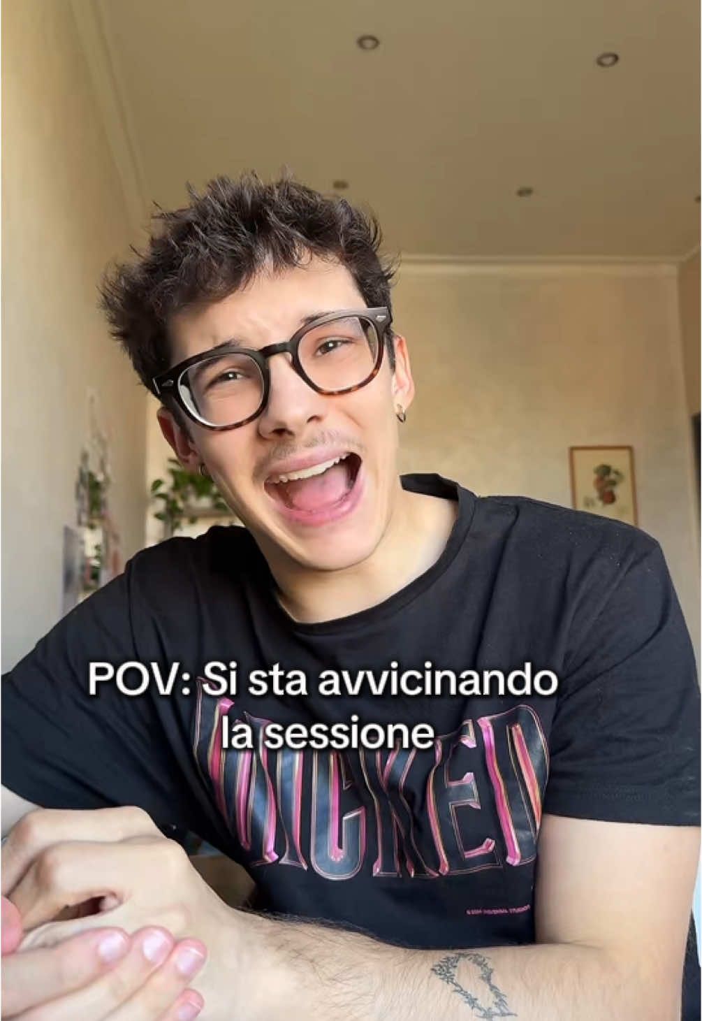 Dimmi una cosa che si può dire sia in un video di @Elisa De Marco sia in sessione, inizio io: inspired by  @saretta cosa combini mi avete fatto m0rire (non…letteralmente…grazie a dio…)