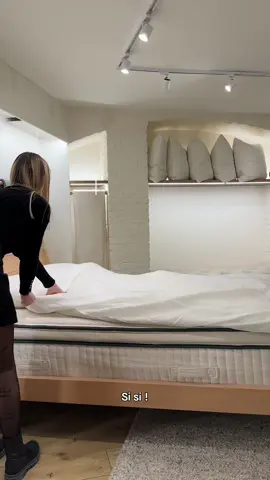La méthode la plus simple pour mettre une housse de couette (sans galérer) Tu galères toujours à changer ta housse de couette ?  Voici l’astuce rapide et efficace pour le faire en 1 minute.  #astucemaison #rangementfacile #houssedecouette #LifeHack #organisationmaison #conseilpratique #routinecocooning #bienchezsoi #creatorsearchinsights 