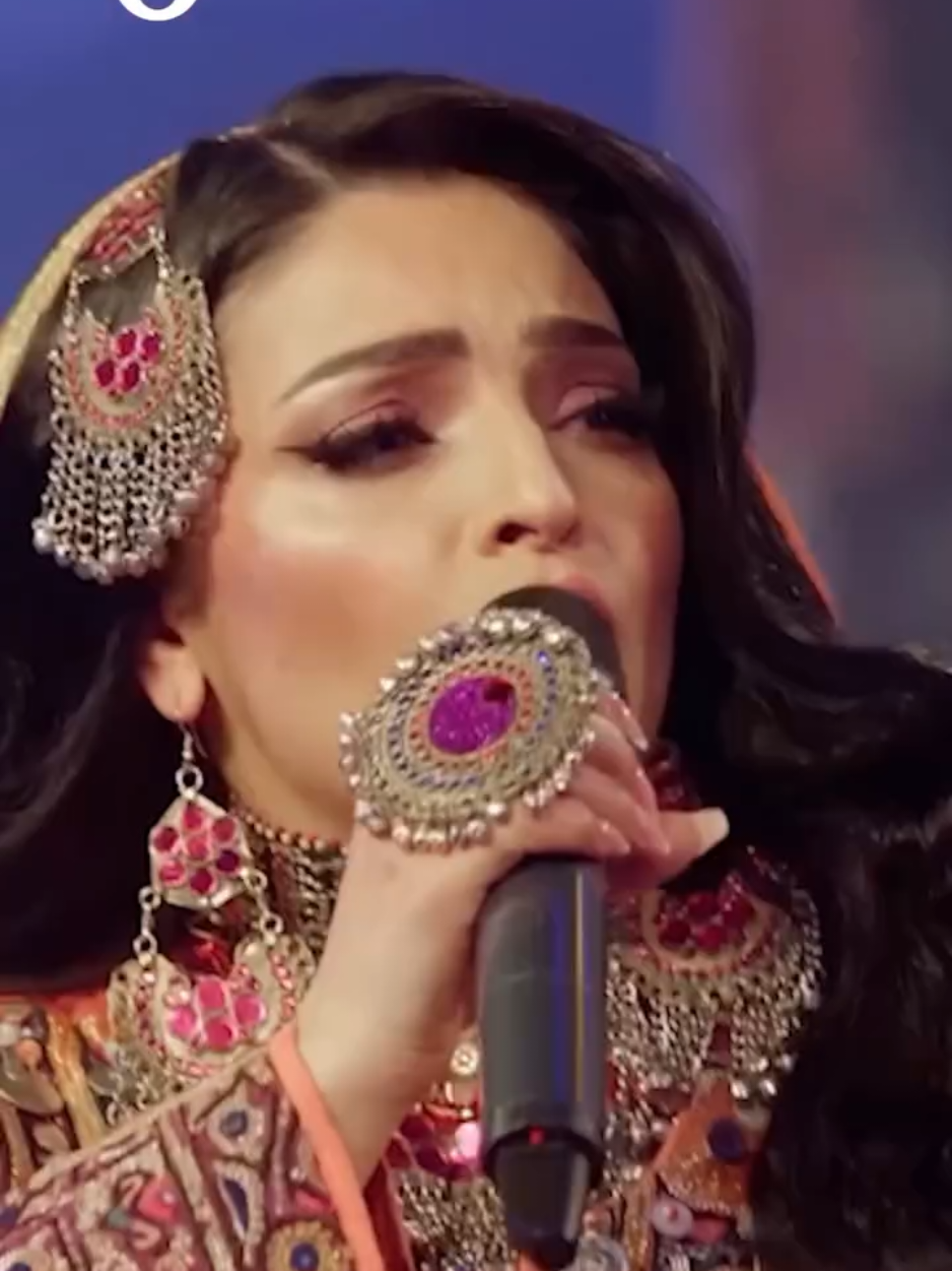 نذیر خارا و عالیه انصاری - گلچین عاشقانه  Nazir Khara & Alia Ansari - Romantic Medley Feel the beat, live the vibe. Follow @barbudmusicofficial for more! 🎵❤️ 🎵 Stay in tune with the soul of Afghan music ✨ Turn on notifications for Barbud 🔔 & never miss a beat of the melodies that unite and inspire! 🎶🔥 By: @nazir.khara & @alia.ansari.official #barbudmusic #afghanmusic #afghansong #nazirkhara #aliaansari #romanticmedley #ishq 