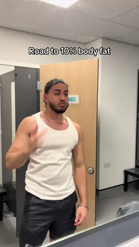 Elite film. 5kg left of the cut🫡 #gymmotivation #GymTok #gym #Fitness #motivation #Summer #fyp #fypシ゚ 