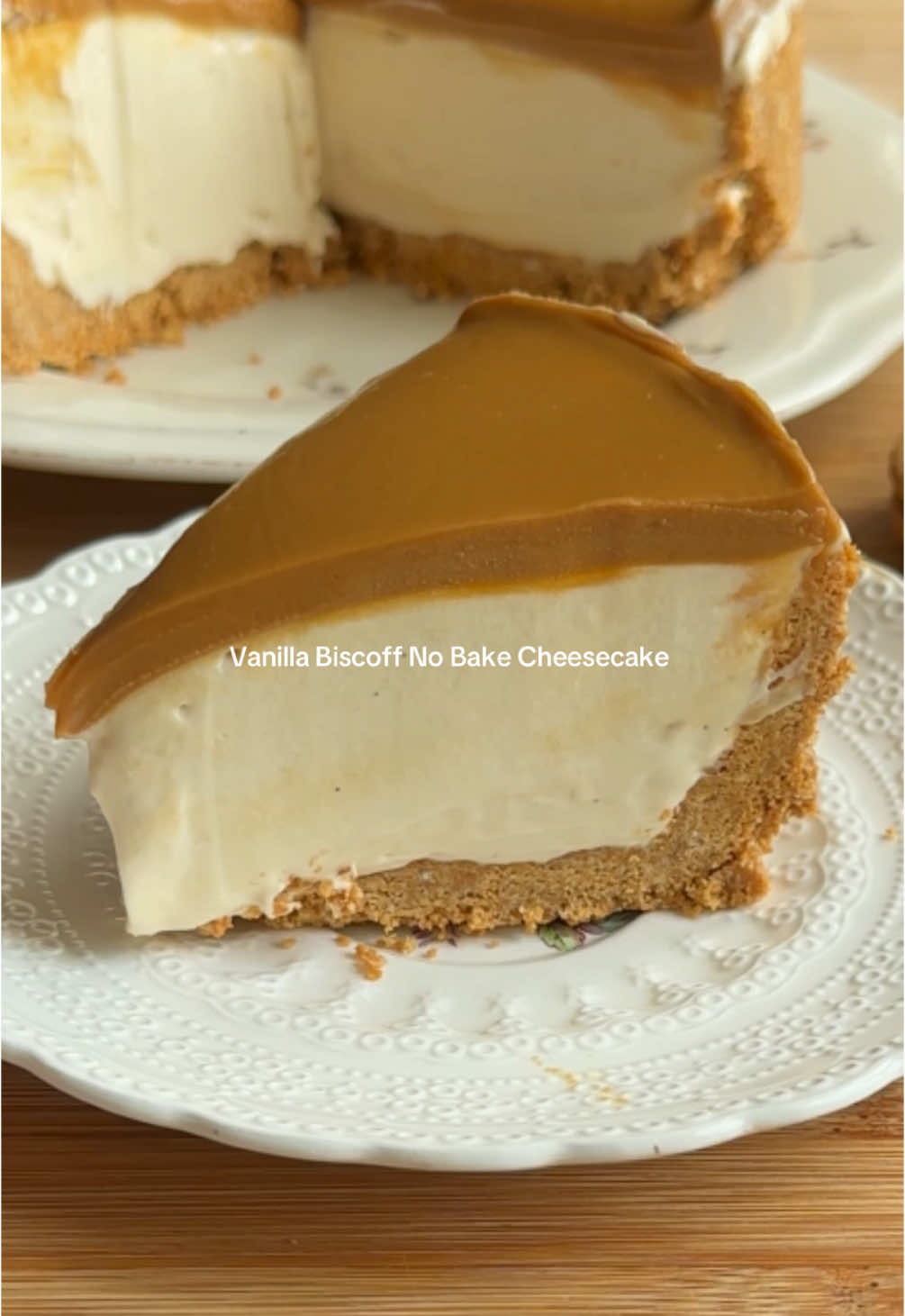 Vanilla Bean Biscoff No Bake Cheesecake,  the free recipe in our website 🔗  https://archersfood.com/no-bake-vanilla-bean-biscoff-cheesecake/ 🫶 it came out so good  Learn how to make an easy no bake cheesecake with this easy recipe for all Biscoff lovers. It’s a creamy speculoos no bake dessert made for everyone to enjoy.  #food #cheesecakes #creatorsearchinsigh #creatorinsights #nobake #nobakecheesecake #EasyRecipe 