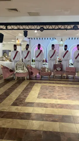 #decoration #fiancailles💍 #mariage #salledesfetes #afrah_el_djazaïr #كراء_لوازم_جهاز_العروسة #وهران #بلوزة_وهرانية_الجزائرية📽📸🇩🇿 #طيفور @Negafette Mido 💍 @Chedda_by_nel @Twins photography @Vanilla_cake_oran 