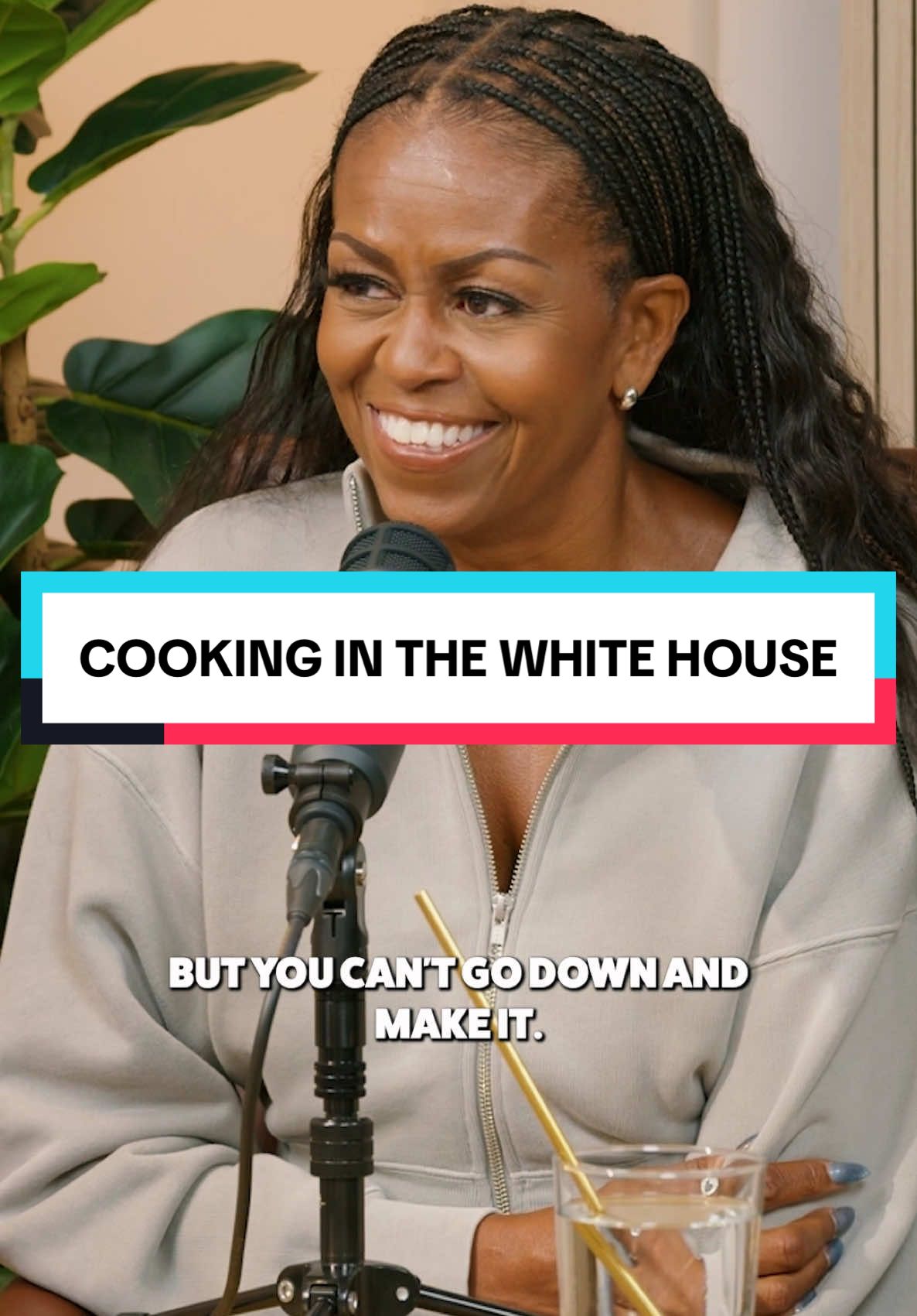 Who wouldn’t want an omelet from the White House kitchen?🍳 #cooking #omelette 