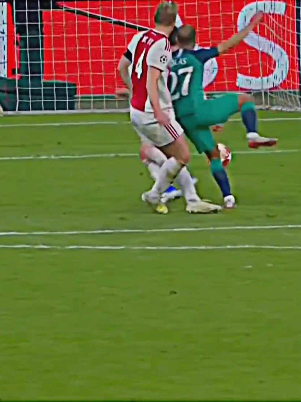 هاتريك لوكاس مورا الذي قضى بيه على احلام اياكس في بلوغ نهائي دوري الأبطال 2019.. 🔥 .  .  #كرة_قدم #كرة_القدم_عشق_لا_ينتهي👑💙 #دوري_ابطال_اوروبا #دوري_الابطال #اياكس #توتنهام #خليل_البلوشي #الدوري_الانجليزي #الدوري_الاسباني #الدوري_الايطالي #footballtiktok #viral_video #explore 