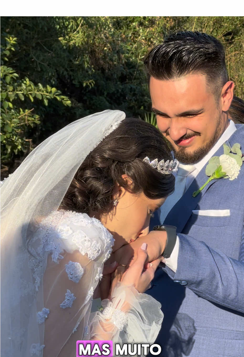 Tenho um CUPOM DE DESCONTO pra vocês aproveitarem muito o Casar.com!!💗👰🏻‍♀️ De 20 a 25 de maio no JK Iguatemi – São Paulo O evento existe há mais de 20 anos e reúne tudo o que há de mais incrível no mundo dos casamentos. São mais de 60 ativações de marca, degustações deliciosas, e desfiles ao vivo com estilistas renomados como: Martha Medeiros, Flayza Vieira, Amora Bridal e muuuito mais! É uma experiência única, cheia de inspirações e novidades. Você não pode ficar de fora! Já garante seu ingresso com meu cupom de desconto MAHMARANGONI10 para 10% off💗 #EventoDeCasamento #BrideStyle #DescontoEspecial #Noivas2025 #ExperiênciaIncrível #CasamentoDosSonhos #casarpontocom 