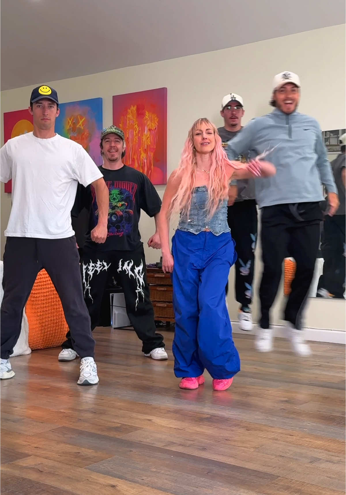 Huh, Huh, HAAAAAAAAA👻 Dc: @Baiba Klints + us 🕺