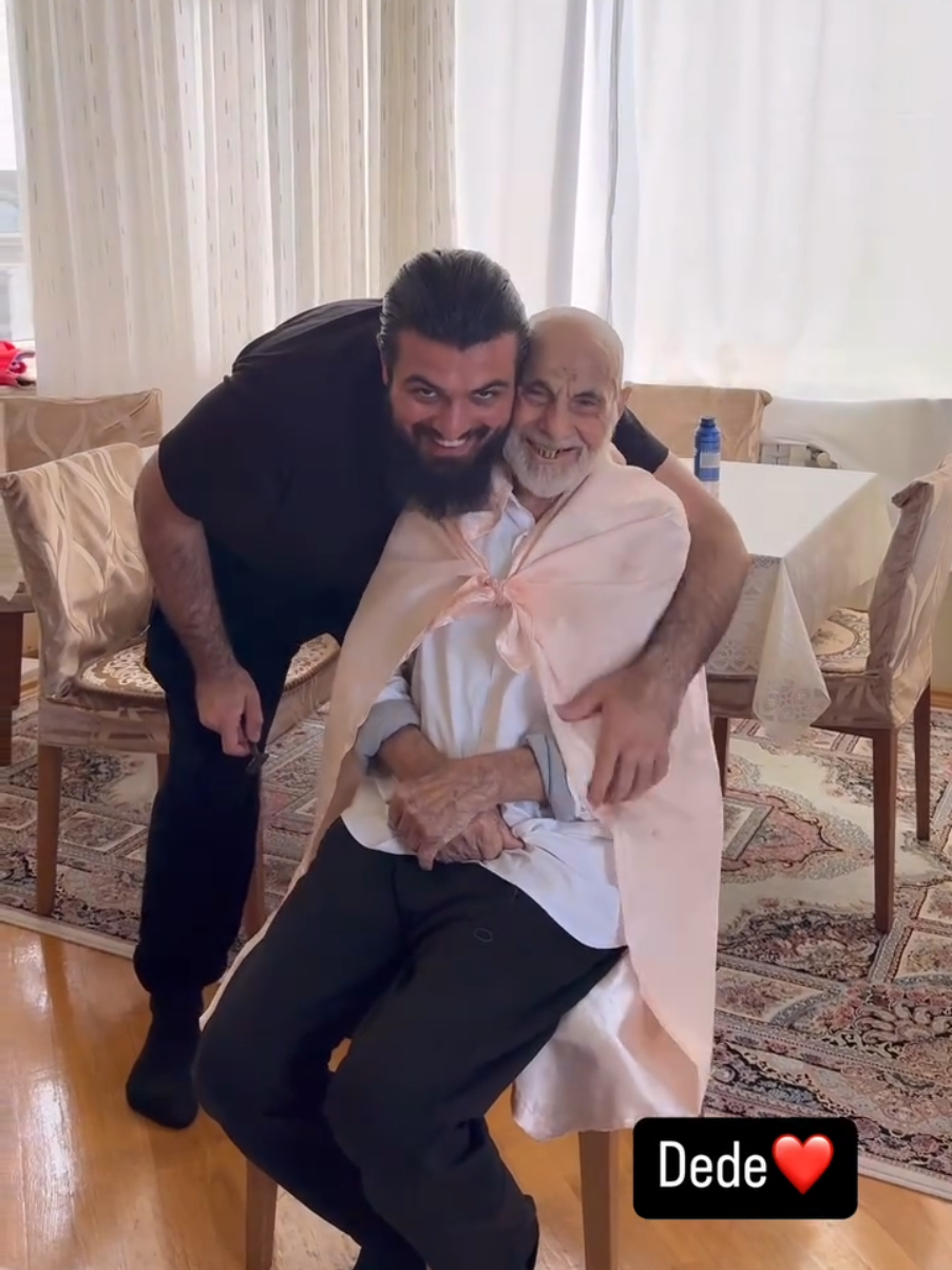 Shamil with grandfather 💝