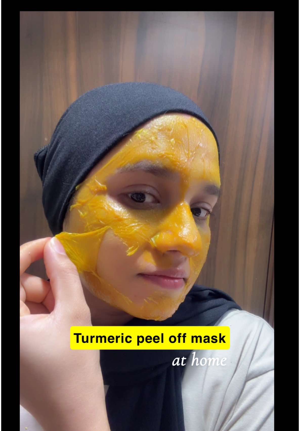 Turmeric peeling face mask  #dietitianshazma #facemask #DIY #diyfacemask #turmericmask #turmericskincare #peeloffmask #peeloffmask #peelingskin #peelitoff #dryskin #dryskincareroutine #dryskincare #deadskinremover #glassskin #skincaretips #skinglow #summerskin #summerskincare #blackheads #whiteheadremoval #whitechicks #fyp #foryoupage❤️❤️ #foruyou #foryoupagе #fypsounds #qatalsong #viralvideos 