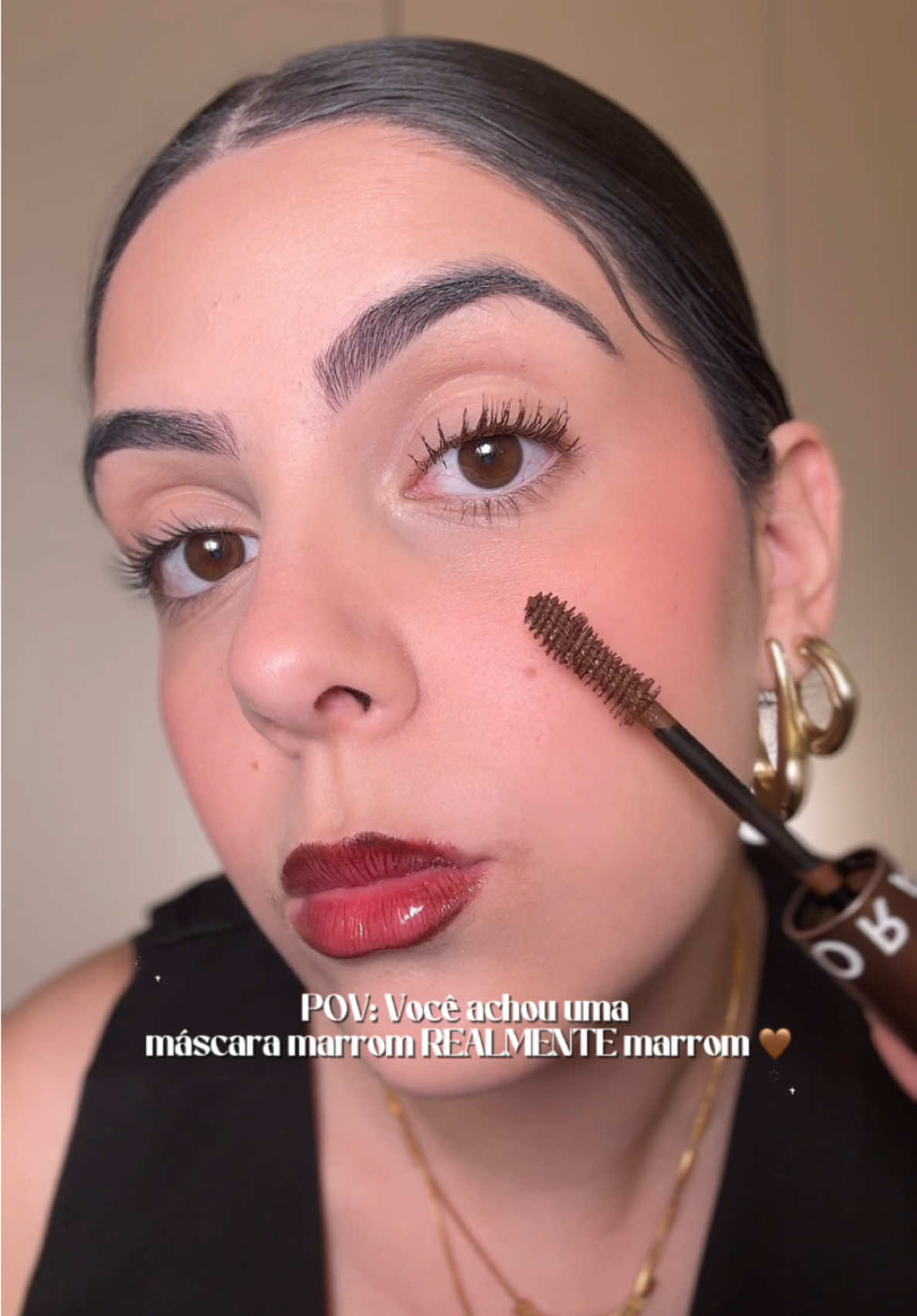 Essa máscara de cílios é meu novo vício… #brownlashes 🤎