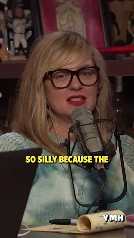 The people want the fart mic. #YMH 607 #yourmomshouse #tomsegura #christinap #fart #farts #fartmic