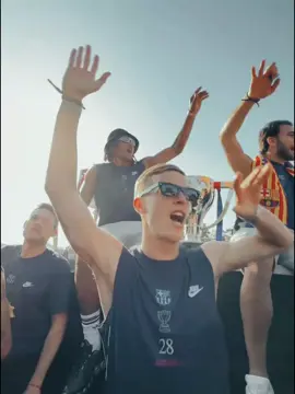 CHAMPIONS PARADE🏆🏆🏆💙❤ #fcbarcelona #parade #viscabarca #barcaontiktok #football #fyp 