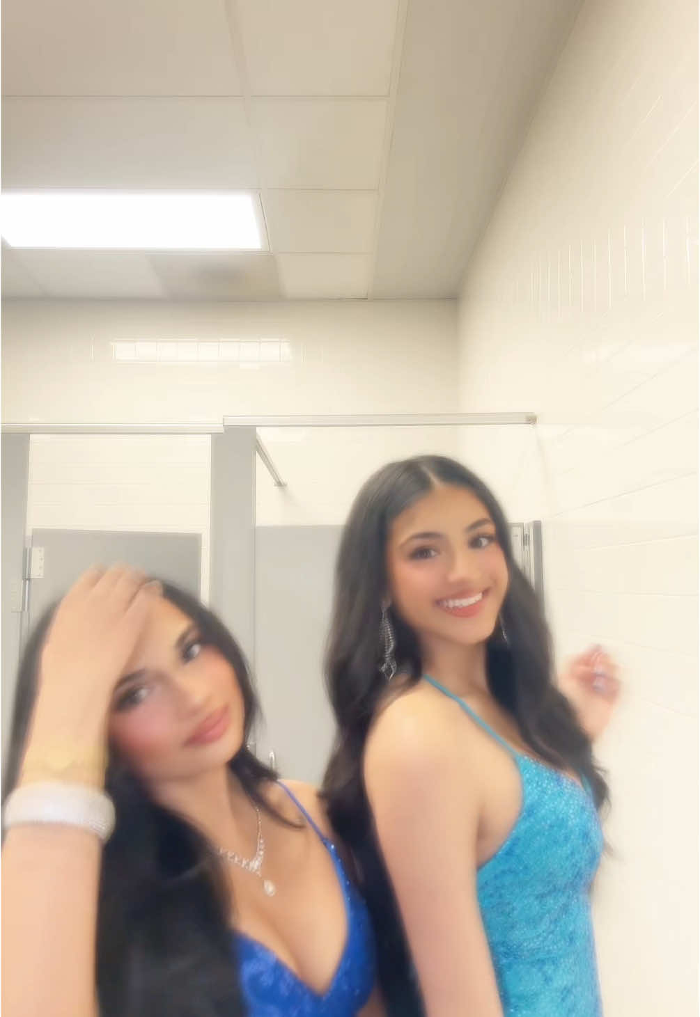 Only good prom vid/pic🥲