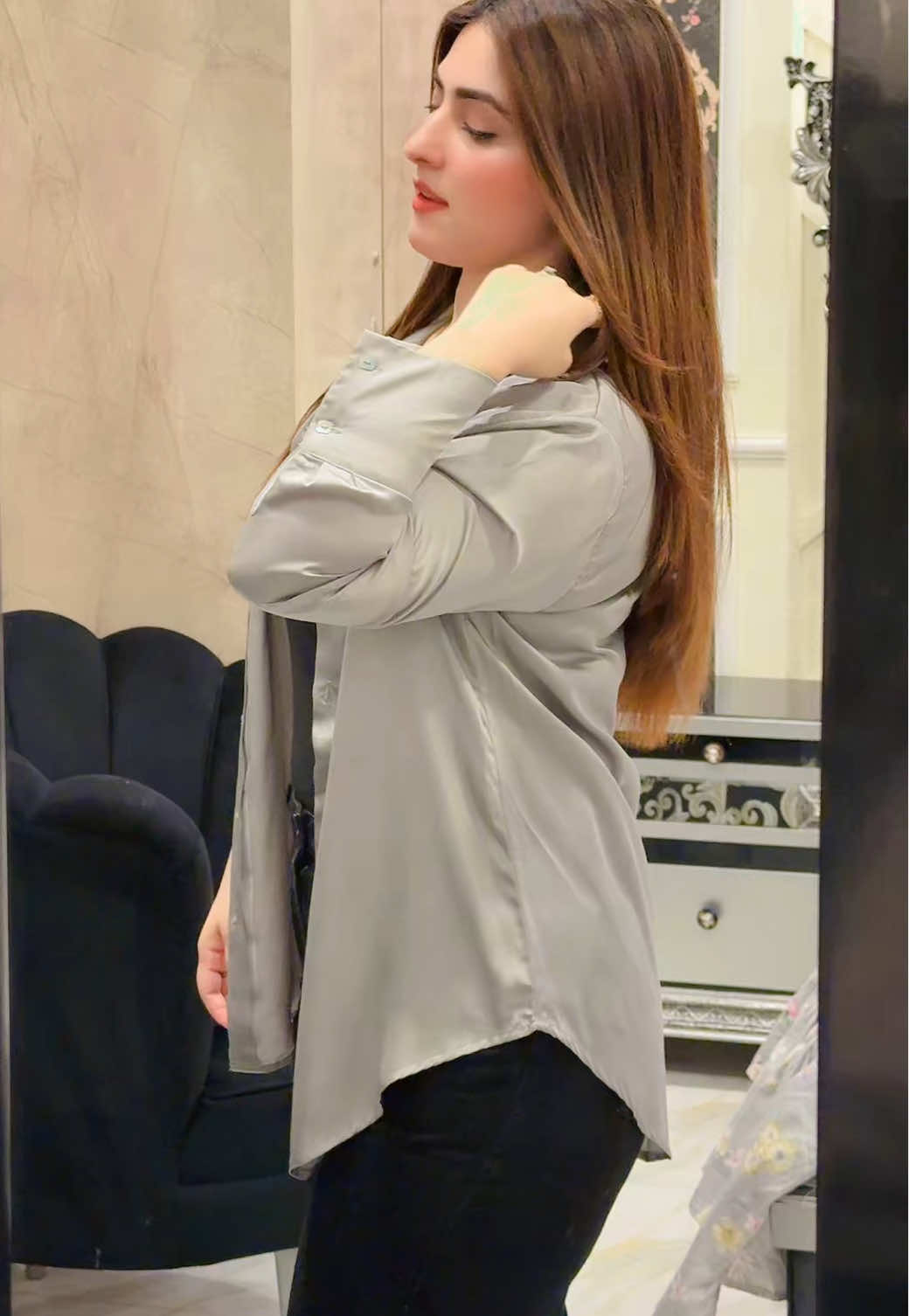 Pehli nzar 👀❤️ insta sameerabutt-official #tiktok #viralvideo #foryou #foryoupage 