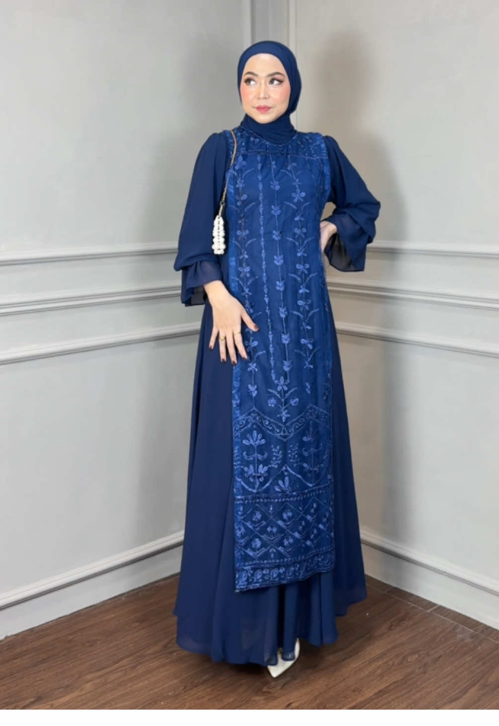 Jasmine navy 💕