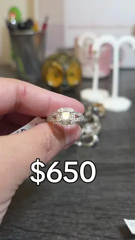 14kt white gold  .54ct center G vs2  diamond ring #diamond #naturaldiamond #diamondsareagirlsbestfriend #jewelrytiktok #jewelrytok #vintagejewelry #goldsale #gold #estatejewelrysale #estatejewelry #jewelry #jewelryonsale #fyp #bryantgems #tgif #friday 