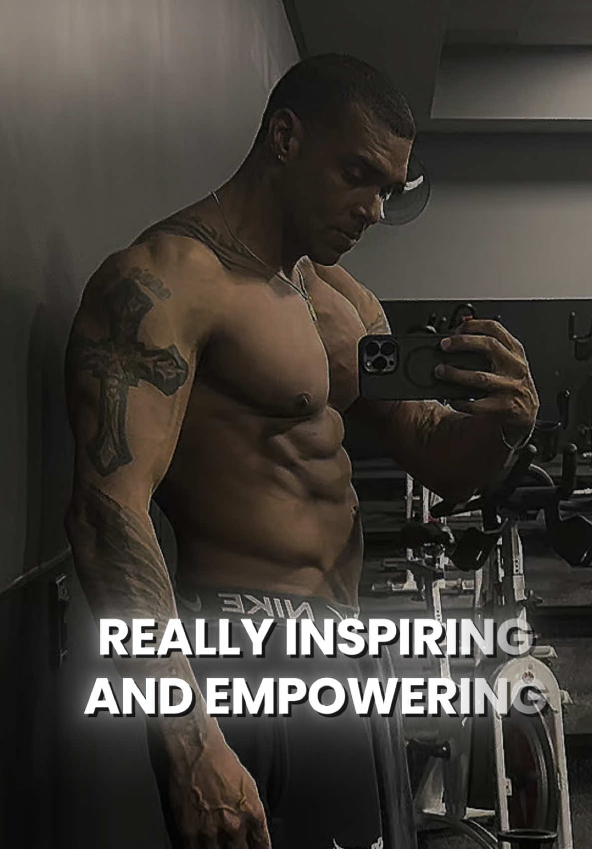 🫵🏽🫡Balance🫡🫵🏽 #fit #Fitness #gym #fitnessmotivation #inspiration #mensfitness 