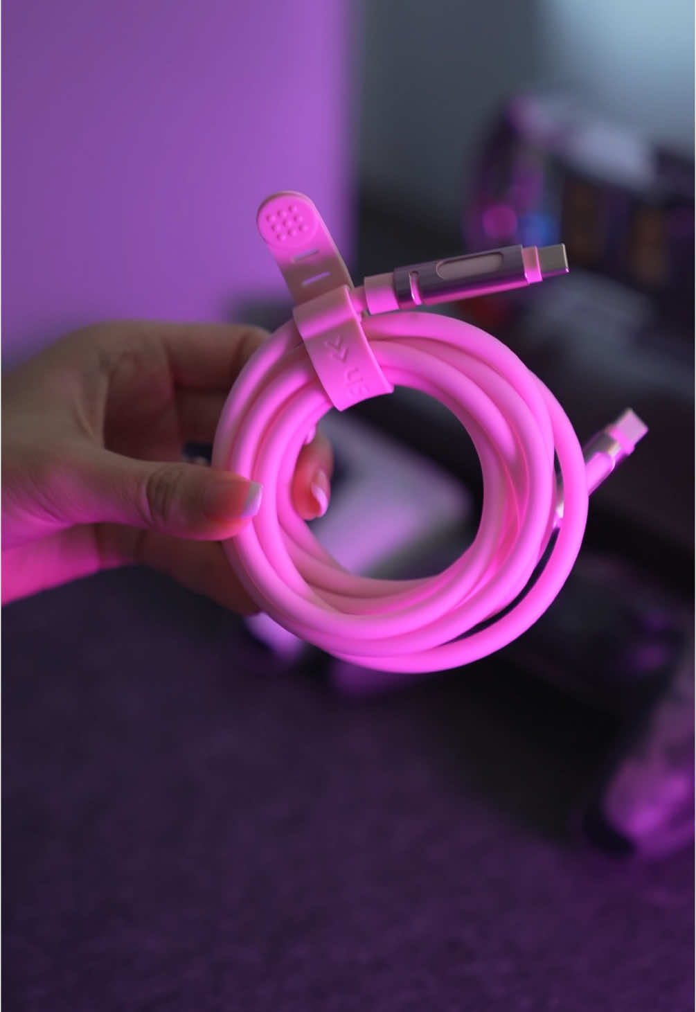 Girls' exclusive fragrance quick charging line #FastChargingCable #240WUSBTypeC #AromaChargingCable #ForiPhone15 #MacBookAccessories #ScentedChargingCable #CuteTech #GirlsGadget #AestheticCable #USBTypeCtoC