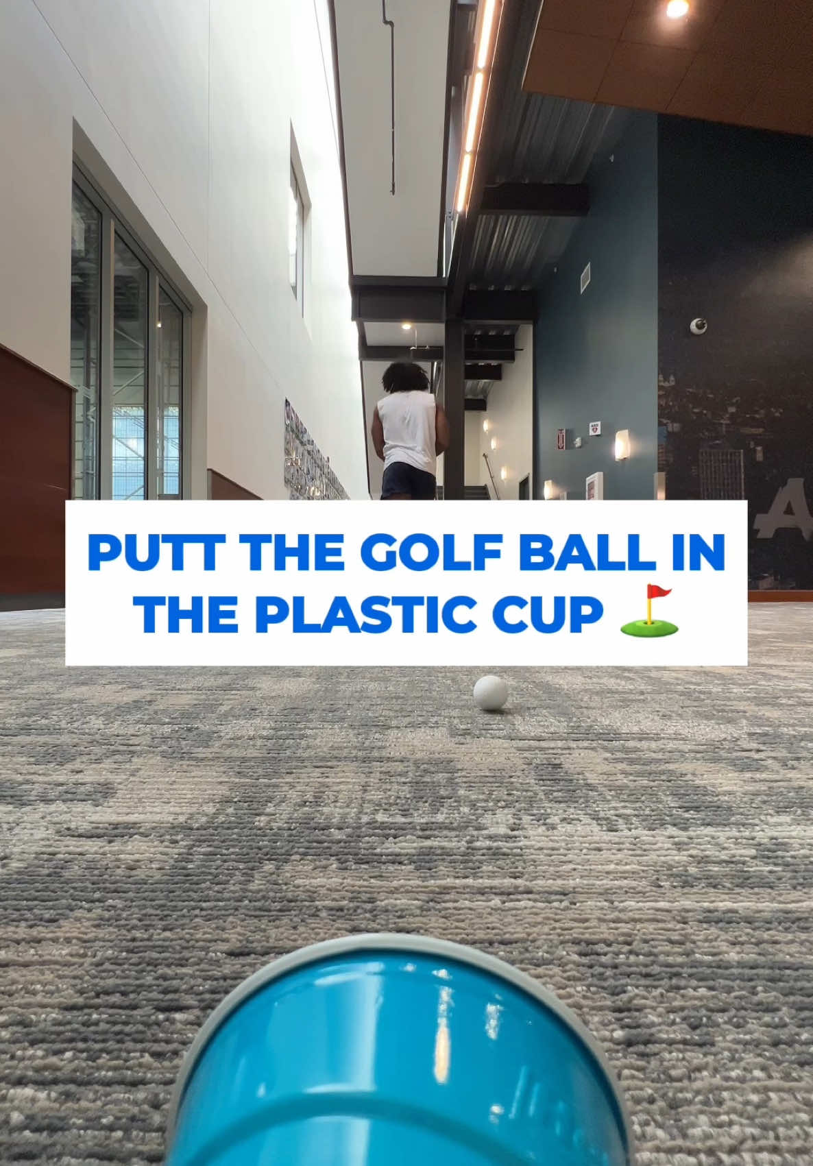 A golf club may have been harmed in the making of this video 🤭 #nfl #seahawks #golf #pga #PGATOUR #challenge #putt 