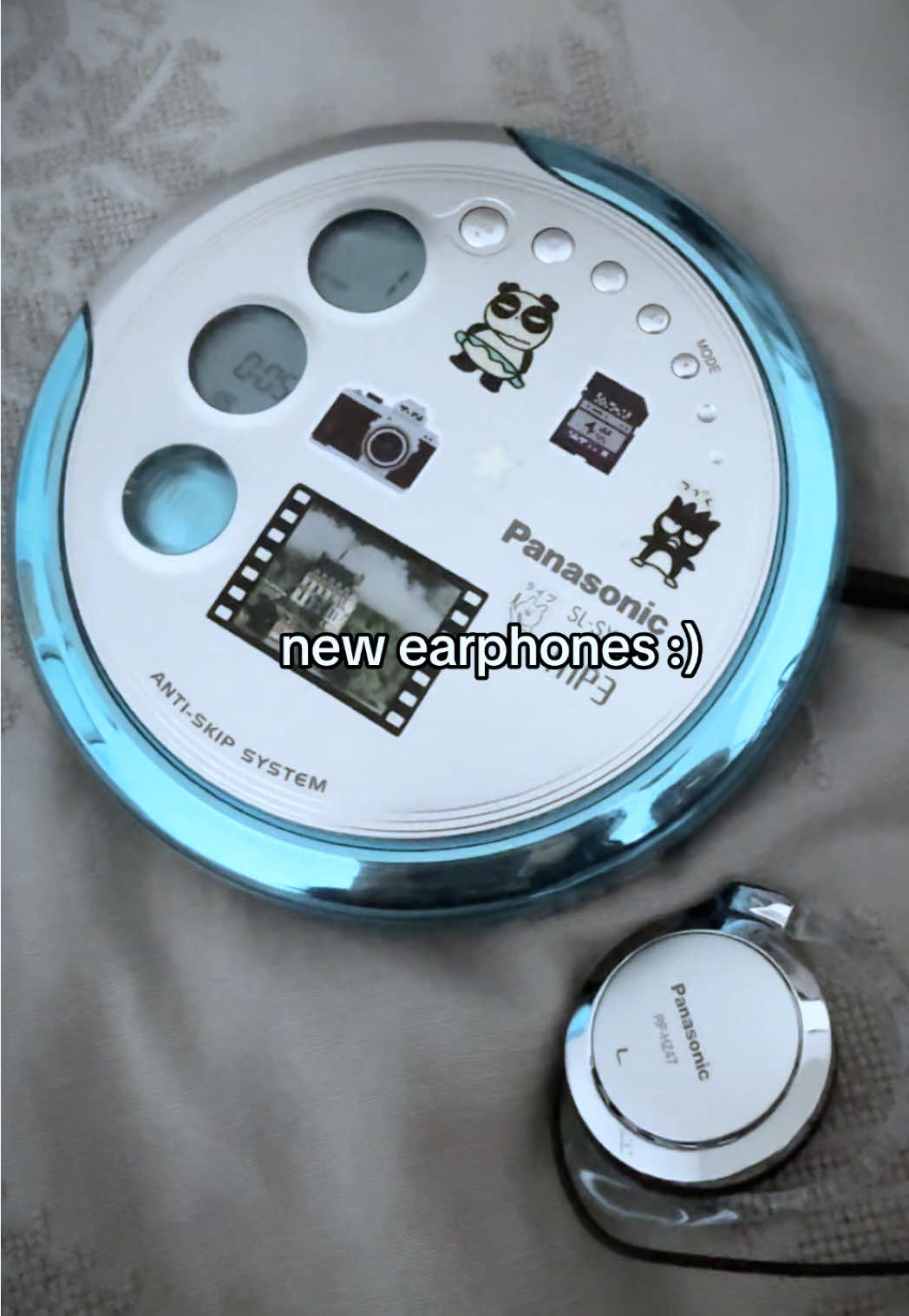 Theyre very cute #cd #cdplayer #panasonic #earphones #cliponearphones #physicalmedia #cdcollection 