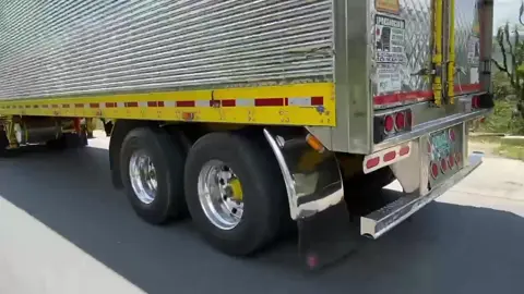 #paratii #tiktokviral #kewortht800🤤😍😎 #keworth🚛💪 #barbosasantander #viral_video #santander #fernandoburbano@Julian Contreras . 