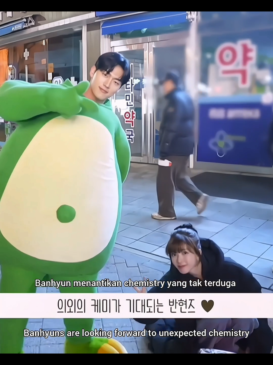 Crushology 101 BTS Episode 11 🦖 #crushology101 #leechaemin #rohjeongeui #jojoonyoung #hongminggi #behindthescenes #behindthescene #kdrama #kdramas #kdramalover 