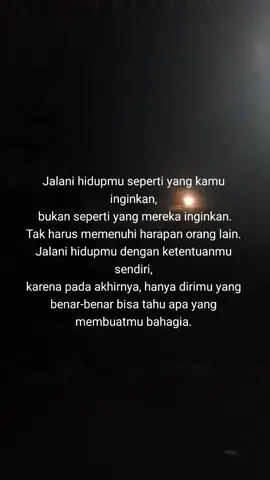 #fyp #semogafyp #foryou #foryoupage #katakata #viral #greenscreen #viralvideo #viraltiktok #video #Qoutes #quotestory #quotextrading #epyepe #sorotan
