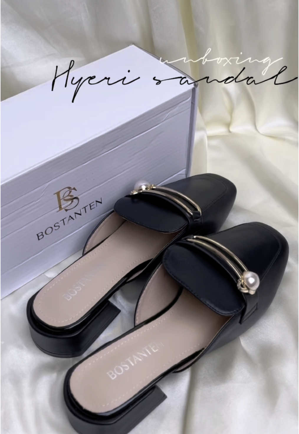 Unboxing the — #HyeriFlatshoes 🌟💫 It’s a classy sandals for everyday use ✨ ##Bostanten##FYP##TasWanita##TasSelempang##OOTD##fypppppppppppppppppppppppp