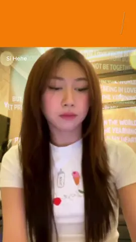 JESSI KECANDUAN VN OLLA CEP NGAPAIN CEP VN FREYA LAGI MAKAN #freyajkt48 #ollajkt48 #jessijkt48