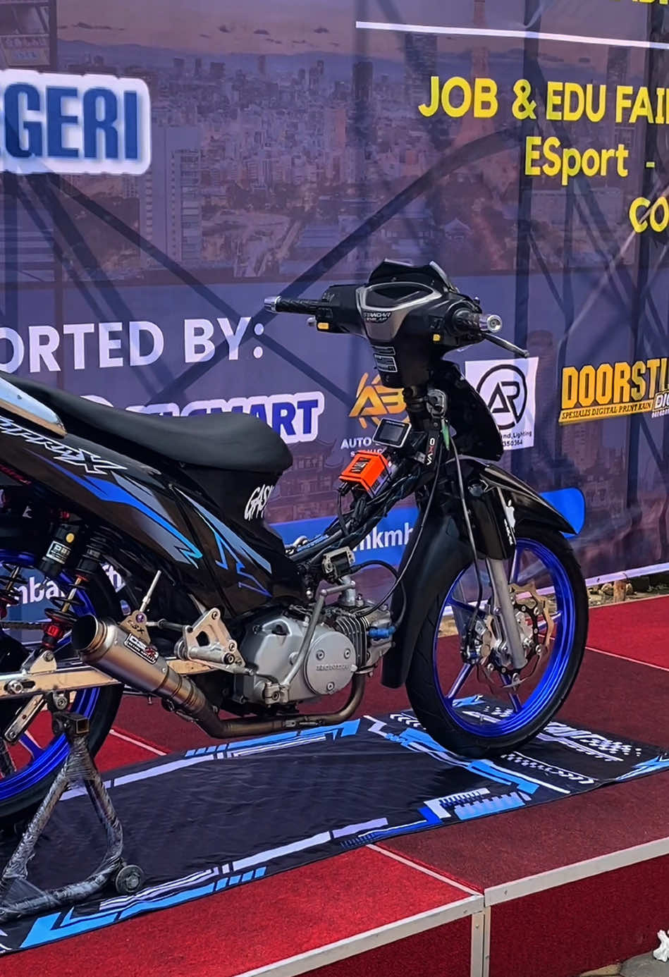biruuu🤩#kphjogjastyle #berandatiktok #komorodstyle #suprax125 #fyppageforyou 