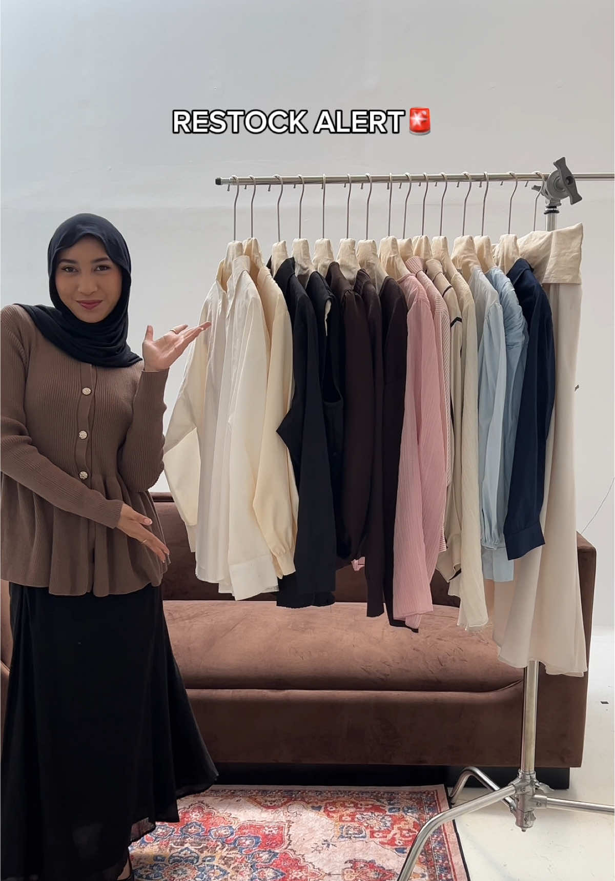 SURPRISE!!!! Yuk dicheck out di keranjang kuning! Karena best seller item yang udah Befriends tunggu-tunggu finally restock❤️🛍️🛒 #bwbyaz #fashiontiktok #belilokal #fyp #rekomendasioutfit #ootdfashion #fitcheck #restockbwbyaz 