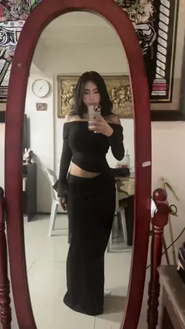 itz givinggg 💁🏻‍♀️   #longdress#dress#fashion#fashiontiktok#fyppppppp 